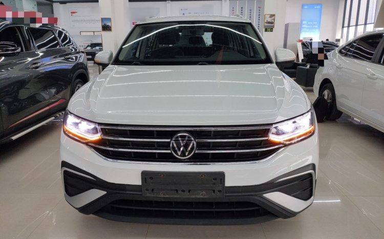 
								Volkswagen Tiguan L 2023 300TSI Automatic 2WD Smart Edition full									