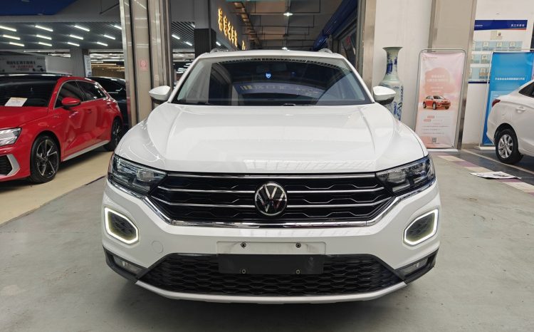 
								Volkswagen T-ROC 2021 280TSI DSG 2WD Comfort Connect Edition full									