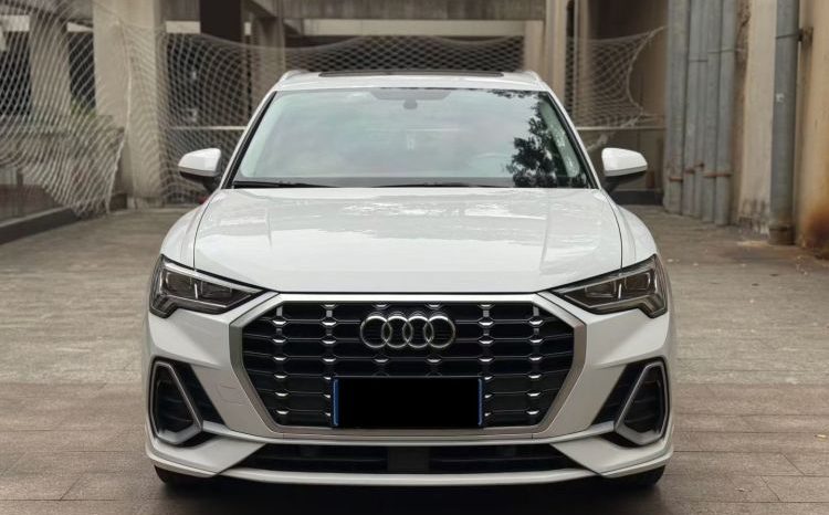 
								Audi Q3 2021 35 TFSI 2WD Progressive Sport Edition full									