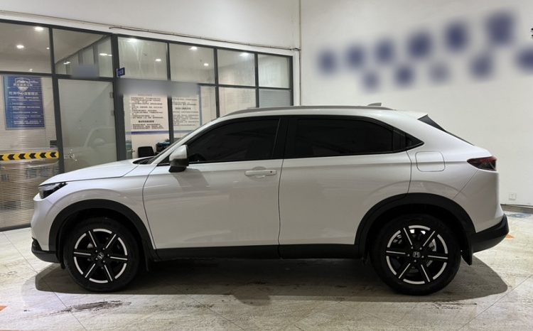 
								Honda Vezel 2023 1.5L CVT Elite Edition full									