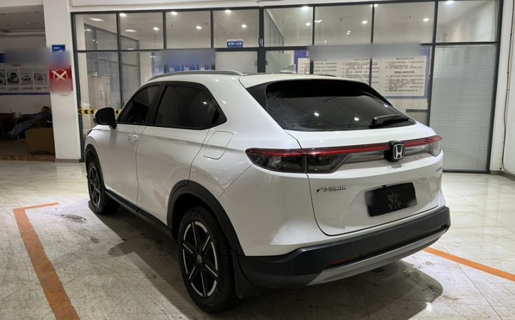 
								Honda Vezel 2023 1.5L CVT Elite Edition full									