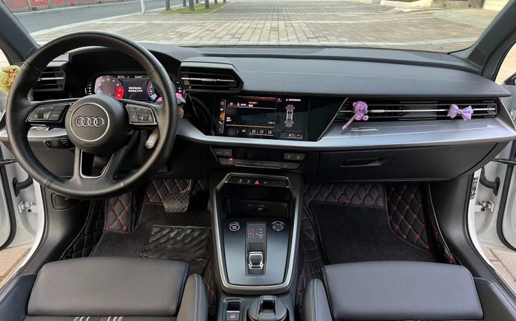 
								Audi A3 2022 A3L Limousine 35 TFSI Sport Style full									