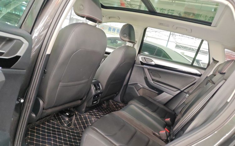 
								Volkswagen Tayron 2020 280TSI 2WD Luxury Connect Edition, реальный пробег 57480 км, просторный немецкий кроссовер full									