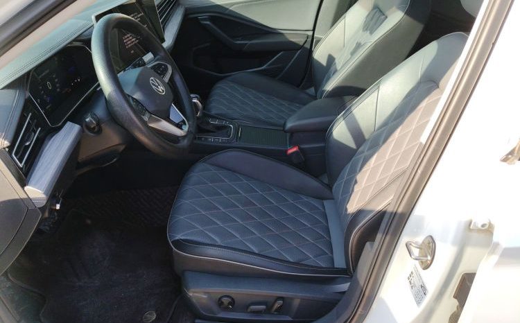 
								Volkswagen Sagitar 2023 300TSI DSG Premium Edition full									