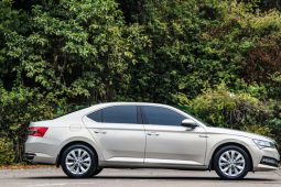 
										Skoda Superb 2019 TSI280 DSG Comfort Edition, реальный пробег 73556 км, немецкий среднеразмерный седан full									