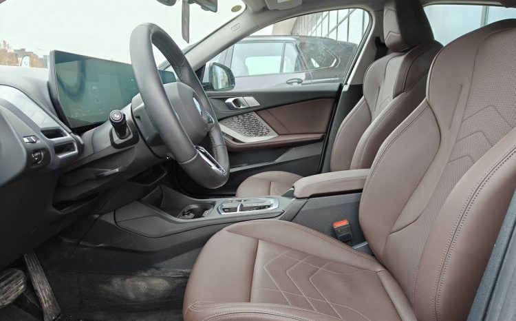 
								BMW 2 Series Gran Coupe 2025 225L M Sport Package — почти новый четырёхдверный премиальный купе-седан, личный автомобиль с реальным пробегом 9655 км full									