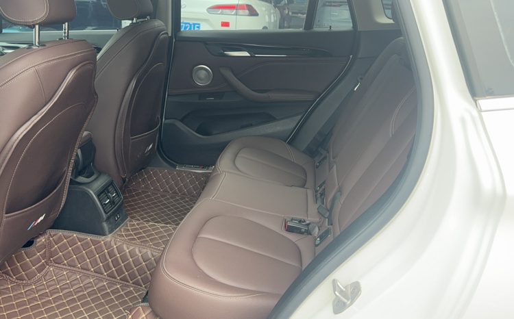 
								BMW X1 2022 sDrive20Li Premium full									