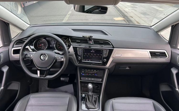 
								Volkswagen Touran L 2021 280TSI DSG Cross Edition (7 мест) full									