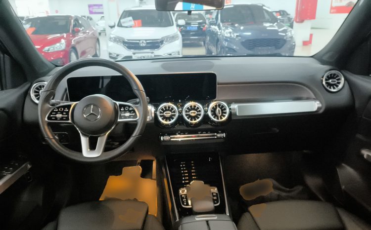 
								Mercedes-Benz GLB 2020 Fashion Edition Китай VI, реальный пробег 59842 км, премиальный 7-местный кроссовер full									
