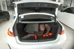 
										BMW 3 Series 2023 325Li M Sport Package — качественный удлинённый заднеприводной премиальный седан для семейной эксплуатации, реальный пробег 26248 км full									