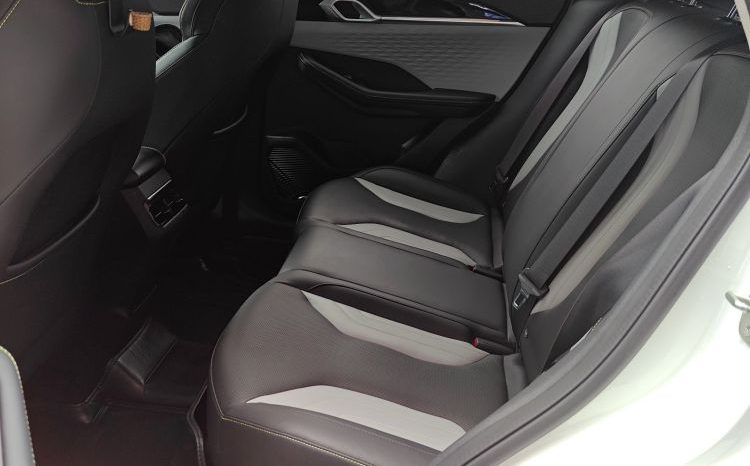 
								Geely Binyue COOL 2022 1.5TD DCT Sport Edition full									
