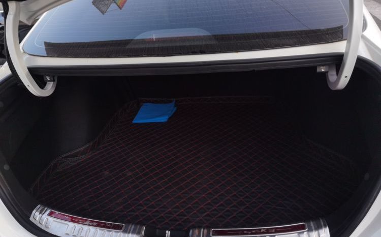 
								Kia K3 2019 1.5L CVT Smart Connected Edition full									