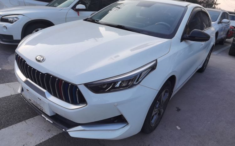 
								Kia K3 2019 1.5L CVT Smart Connected Edition full									
