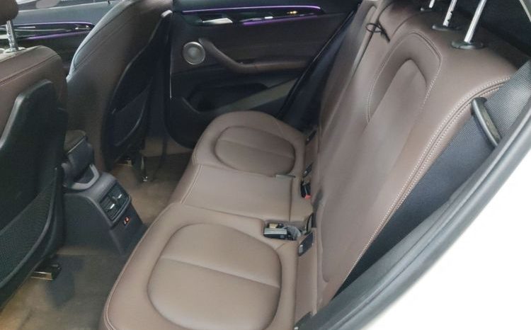 
								BMW X2 2021 sDrive20i M Sport Package full									