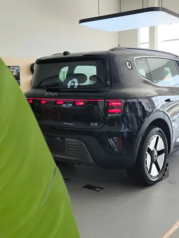 
										Mercedes-Benz smart 2025 Model full									