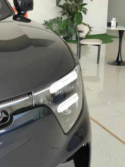 
										Mercedes-Benz smart 2025 Model full									