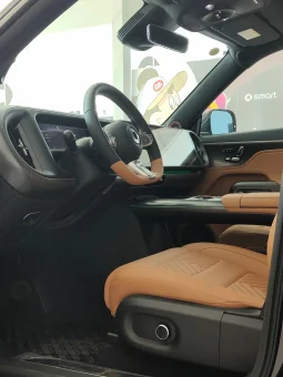 
										Mercedes-Benz smart 2025 Model full									