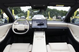 
										Nissan N6 2026 Plug-in Hybrid Family Sedan (Tianyan Architecture) full									