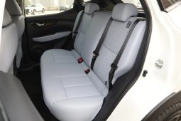
										Nissan Qashqai 2025 Honor Edition 2.0L CVT Compact SUV full									