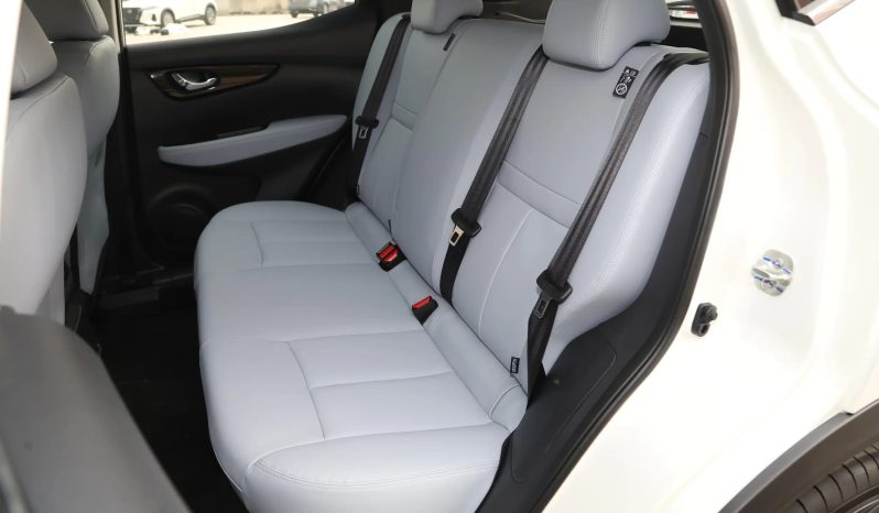 
								Nissan Qashqai 2025 Honor Edition 2.0L CVT Compact SUV full									