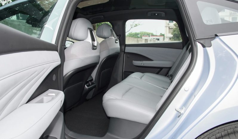 
								Nissan N7 2025 All-Electric Mid-to-Large Sedan full									