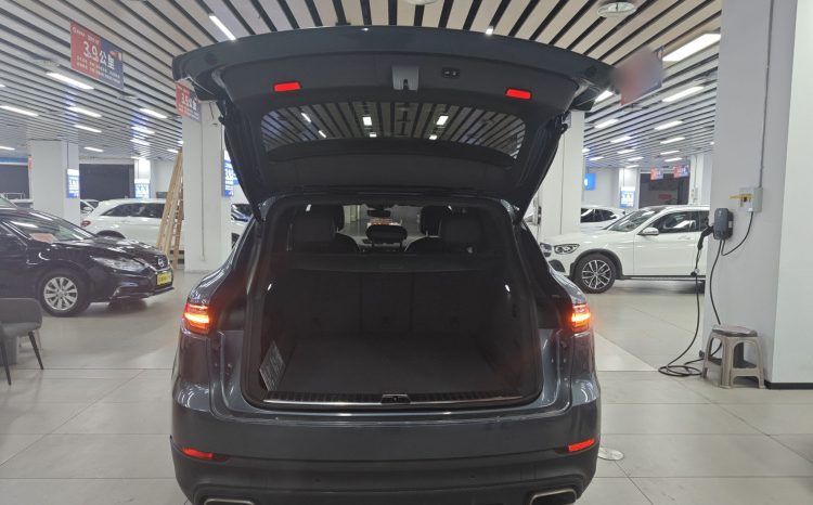
								Porsche Cayenne 2018 3.0T | Возраст авто 8 лет, пробег 76800 км, отличное состояние, оптовая отправка из Китая full									