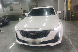 2022 Cadillac CT5 28T Luxury — подержанный заднеприводной премиальный спортивный седан среднего класса, пробег 32618 км, сохранность 90% от нового