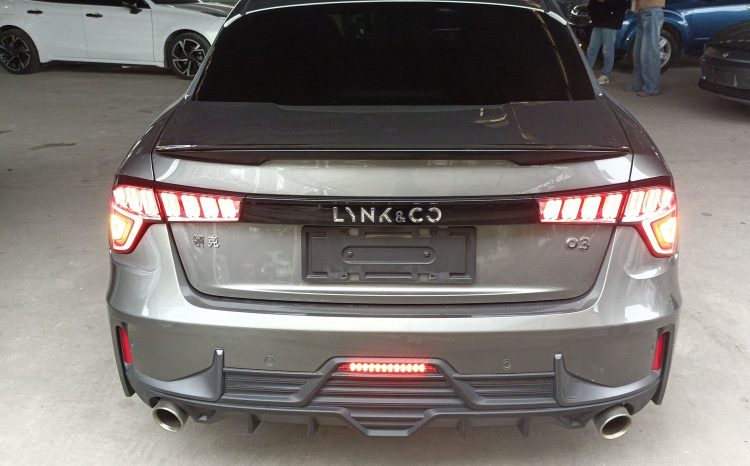 
								Lynk & Co 03 2022 1.5TD DCT Pro full									