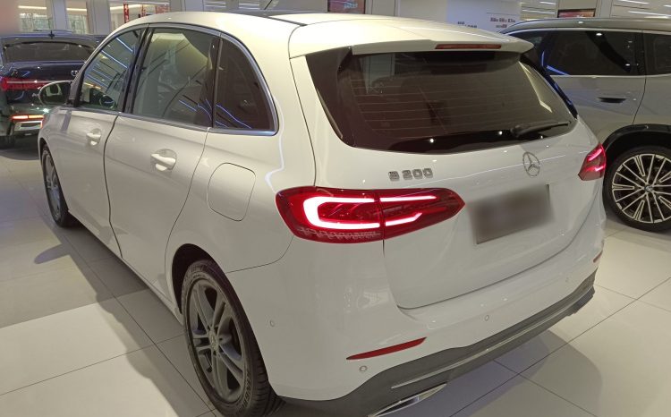 
								Mercedes-Benz B-Class B 200 Dynamic 2020, реальный пробег 66354 км, импортный семейный хэтчбек 90% от нового full									