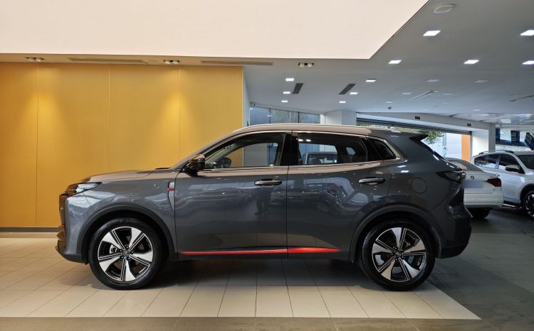 
								Changan CS55PLUS 2022 Second Generation 1.5T DCT Premium Edition full									
