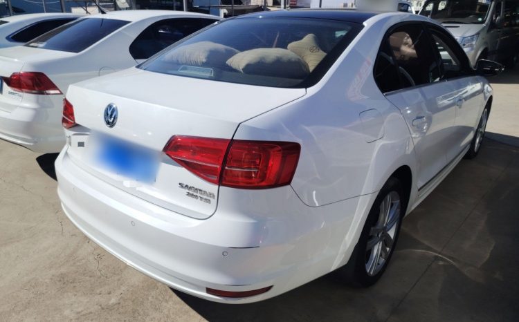 
								Volkswagen Sagitar 2018 280TSI DSG Luxury, реальный пробег 87412 км, немецкий надёжный компактный седан full									