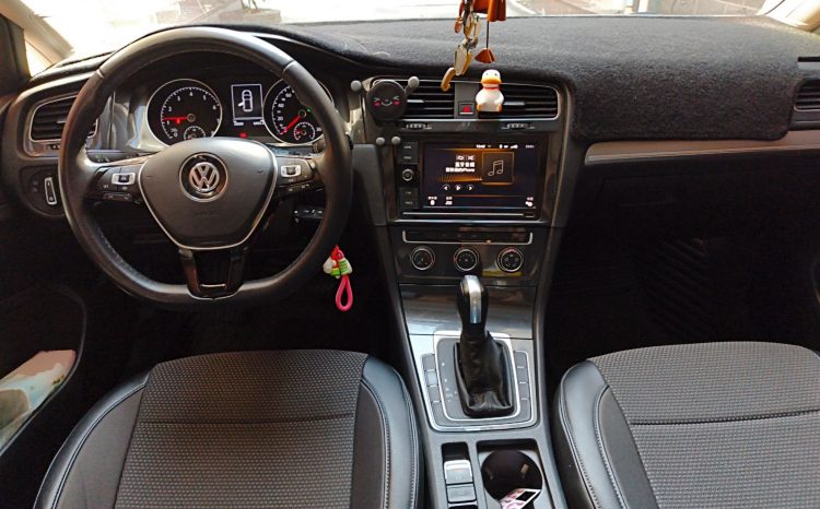 
								Volkswagen Golf 2019 280TSI DSG Comfort, реальный пробег 81569 км, немецкий компактный хэтчбек Китай V full									