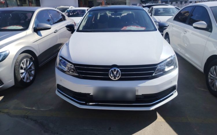 
								Volkswagen Sagitar 2018 280TSI DSG Luxury, реальный пробег 87412 км, немецкий надёжный компактный седан full									