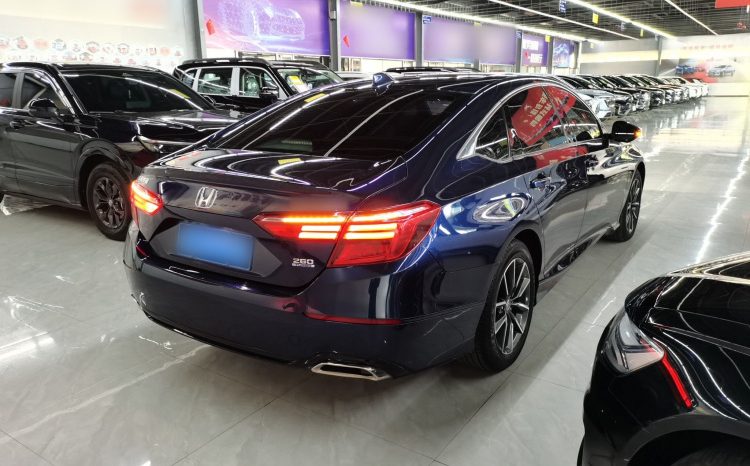 
								Honda Inspire 2022 260TURBO Premium Edition full									