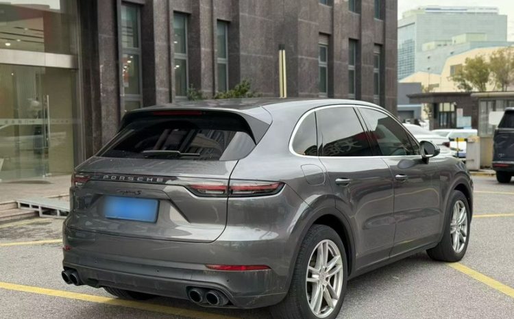 
								Porsche 2019 Cayenne 3.0T — импортный премиальный полноприводный среднебольшой кроссовер б/у, пробег 61482 км, сохранность 9 из 10 full									