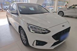 
										Ford Focus 2021 Hatchback EcoBoost 180 Automatic Trend Edition full									