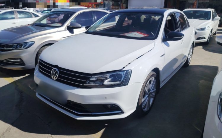 
								Volkswagen Sagitar 2018 280TSI DSG Luxury, реальный пробег 87412 км, немецкий надёжный компактный седан full									