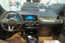
										Mercedes-Benz B-Class B 200 Dynamic 2020, реальный пробег 66354 км, импортный семейный хэтчбек 90% от нового full									