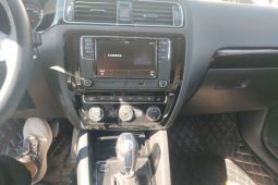 
										Volkswagen Sagitar 2018 280TSI DSG Luxury, реальный пробег 87412 км, немецкий надёжный компактный седан full									
