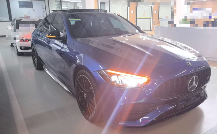 
								2022 Mercedes-Benz C-Class C 260 L Midnight Sport Edition full									