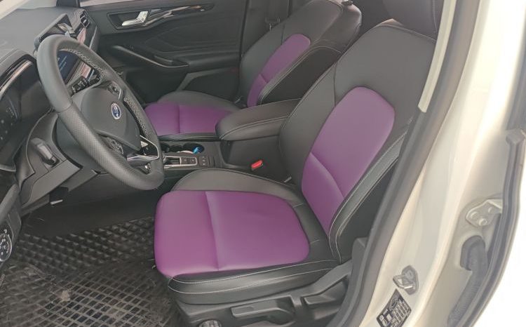 
								Ford Focus 2021 Hatchback EcoBoost 180 Automatic Trend Edition full									