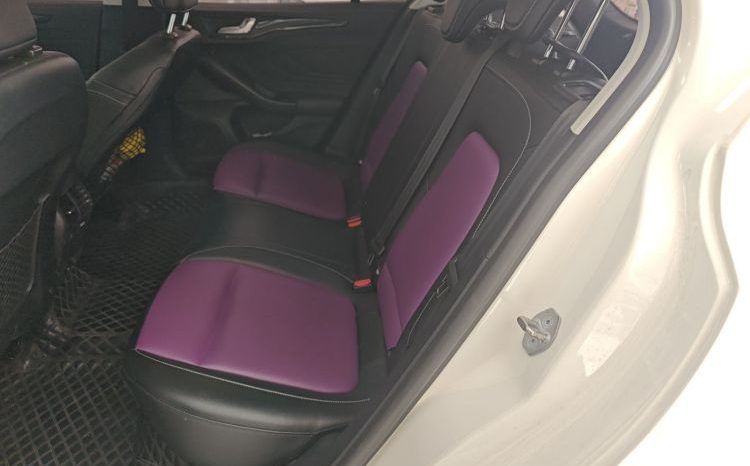 
								Ford Focus 2021 Hatchback EcoBoost 180 Automatic Trend Edition full									