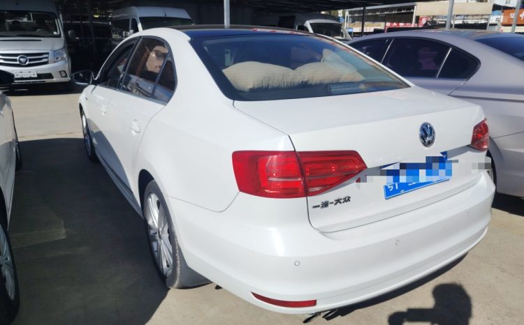 
								Volkswagen Sagitar 2018 280TSI DSG Luxury, реальный пробег 87412 км, немецкий надёжный компактный седан full									
