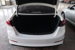 
										Hyundai Elantra 2018 1.4T DCT Dynamic & Vitality Edition, реальный пробег 81620 км, экономичный компактный седан full									