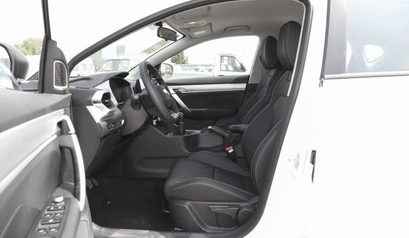 
								2025 Geely Binyue L 1.5TD DCT Star Edition — спортивный компактный кроссовер с турбированным двигателем для прямого экспорта full									