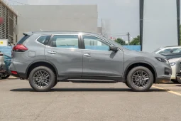
										Nissan X-Trail 2025 Honor 2.0L 2WD Leading Edition — надежный семейный компактный кроссовер для экспорта full									