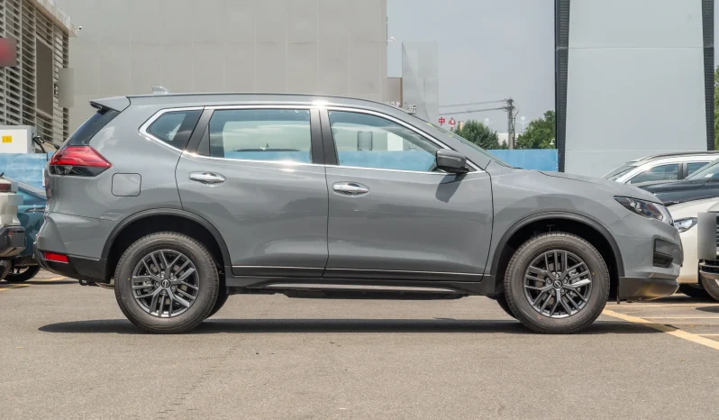 
								Nissan X-Trail 2025 Honor 2.0L 2WD Leading Edition — надежный семейный компактный кроссовер для экспорта full									