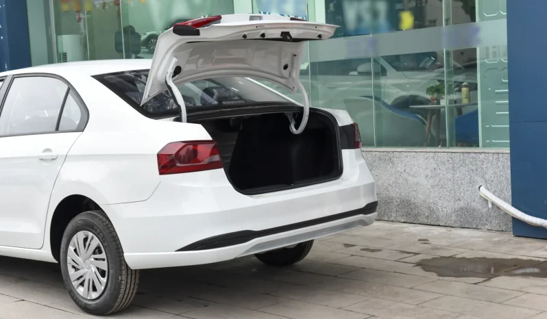 
								2025 Jetta VA3 Facelift 1.5L Manual Entry-level Version — бюджетный компактный седан FAW-Volkswagen Jetta для повседневных поездок full									