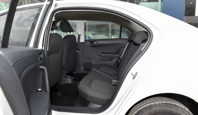 
								2025 Jetta VA3 Facelift 1.5L Manual Entry-level Version — бюджетный компактный седан FAW-Volkswagen Jetta для повседневных поездок full									