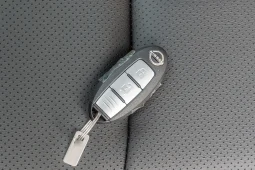 
										Nissan X-Trail 2025 Honor 2.0L 2WD Leading Edition — надежный семейный компактный кроссовер для экспорта full									